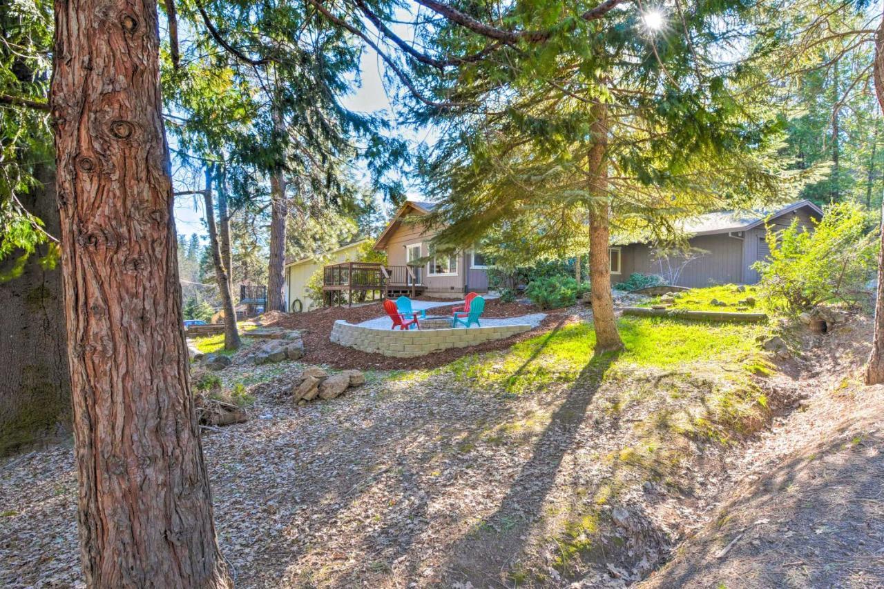 Sherwood Forest Cabin With Deck And Fire Pit! Twain Harte Exteriér fotografie